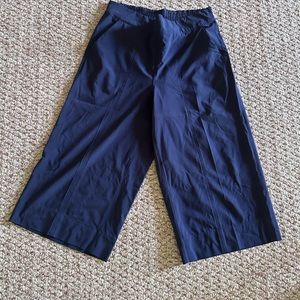 Navy Athleta wide leg cropped pants